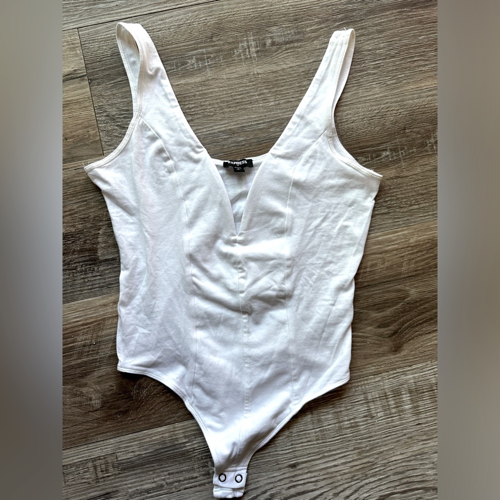 EXPRESS White Bodysuit. Women’s small.